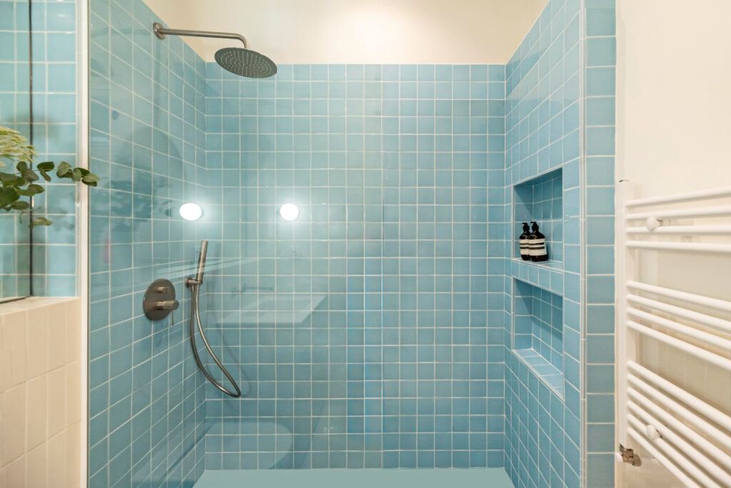 azulejos en la ducha